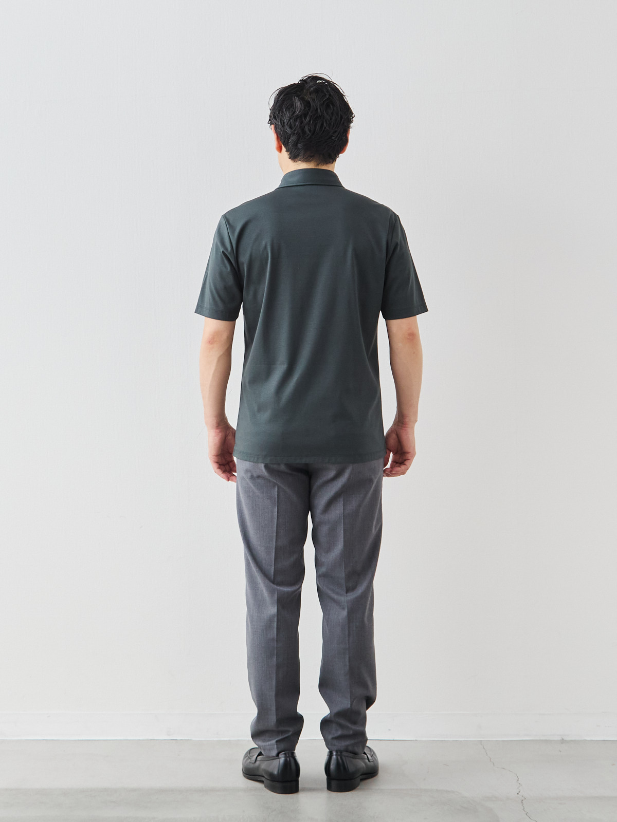 モデル 171cm 70kg ウエスト85cm サイズ L