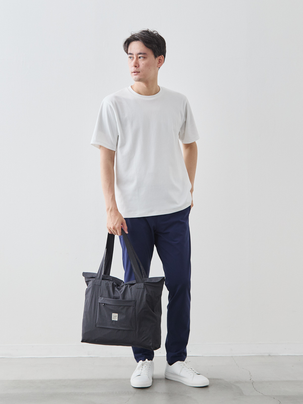 モデル 181cm 71kg ウエスト82cm サイズ フリー