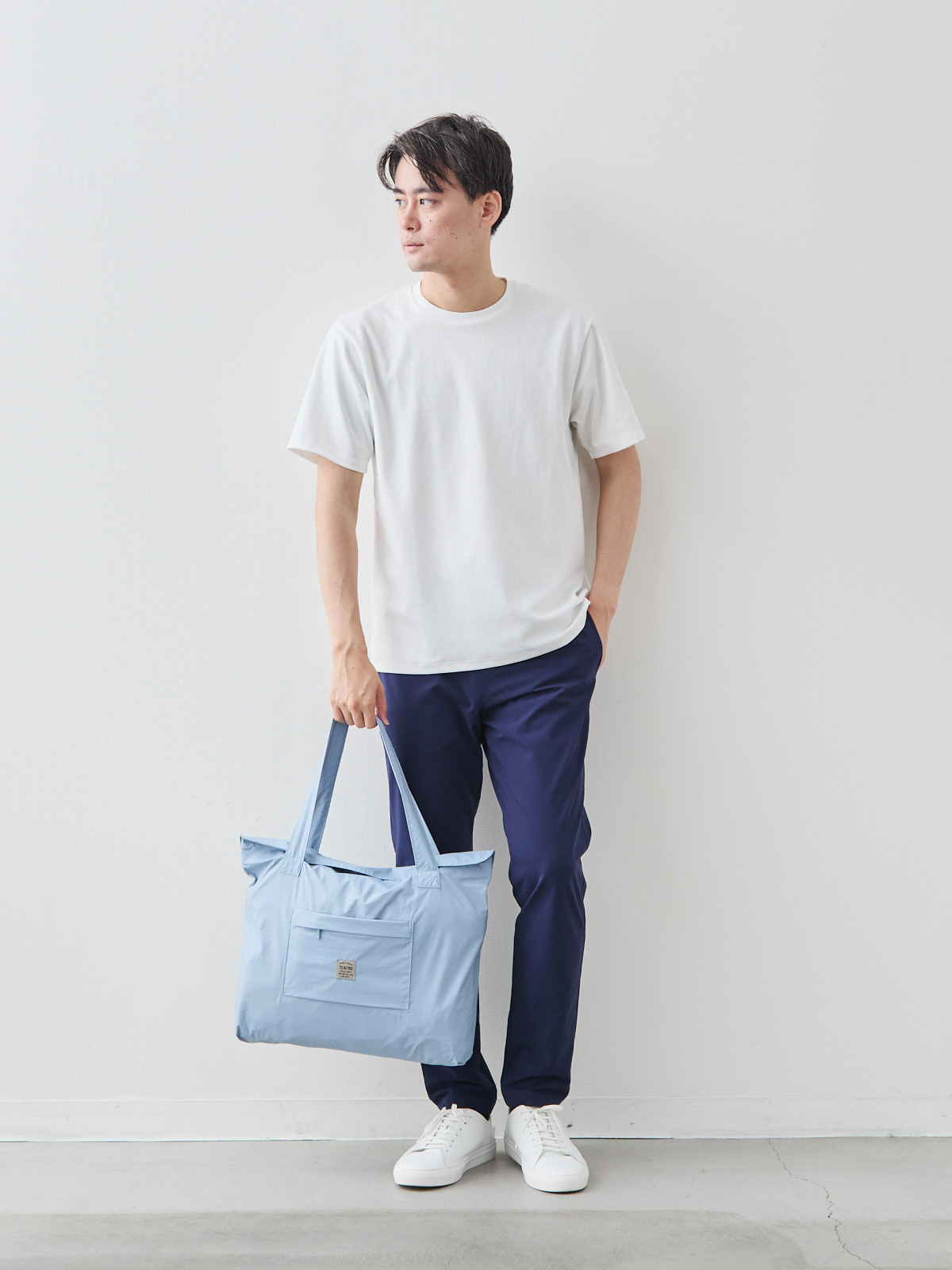 モデル 181cm 71kg ウエスト82cm サイズ フリー