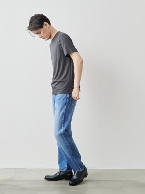 モデル 181cm 71kg サイズ L