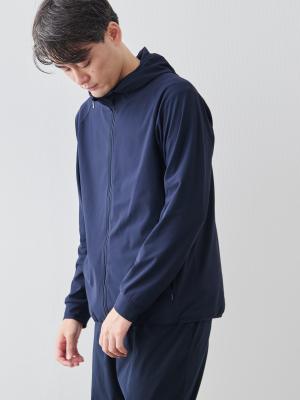 モデル 181cm 71kg ウエスト82cm サイズ L