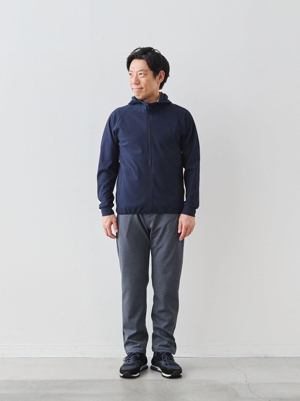 モデル 171cm 70kg ウエスト85cm サイズ M