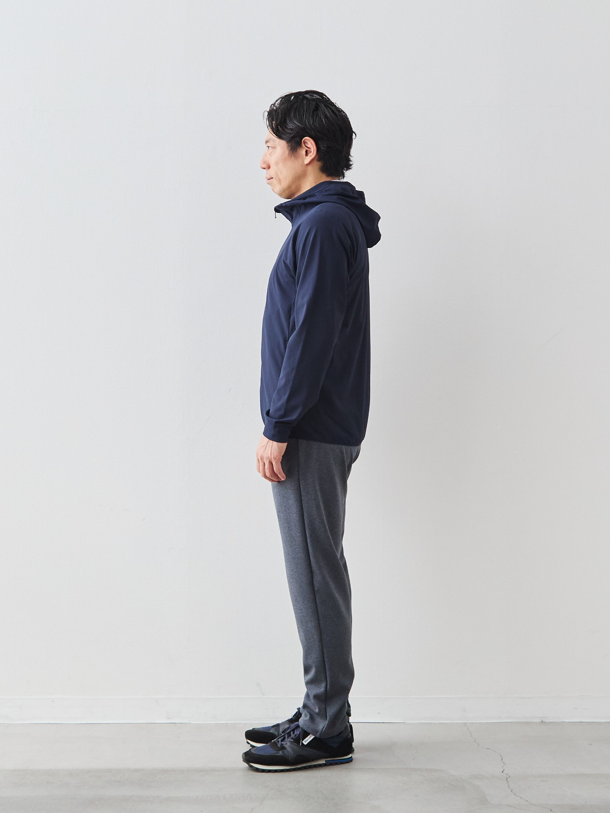 モデル 171cm 70kg ウエスト85cm サイズ M