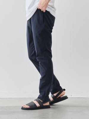 モデル 181cm 71kg ウエスト82cm サイズ L