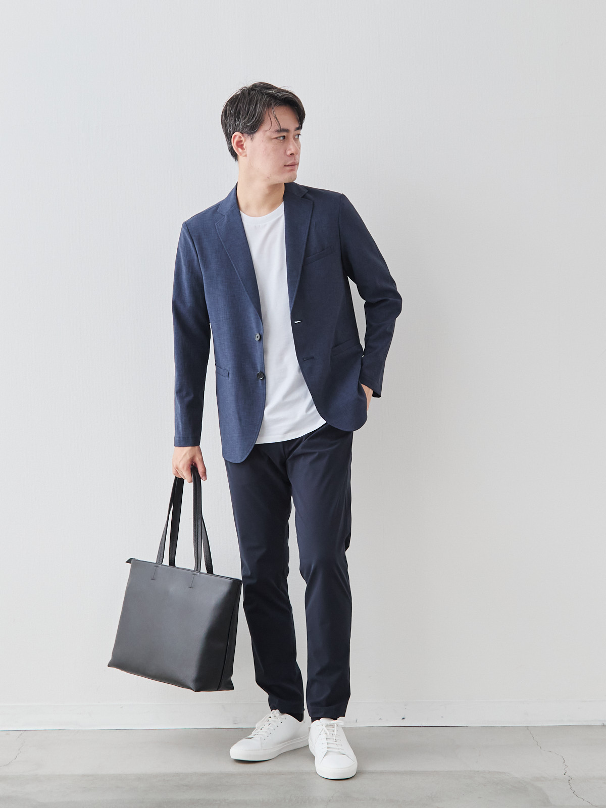 モデル 181cm 71kg ウエスト82cm サイズ L