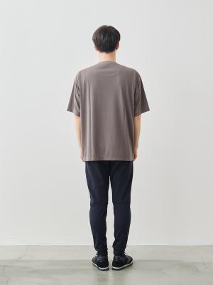 モデル 181cm 71kg サイズ LL