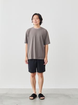 モデル 173cm 64kg サイズ M