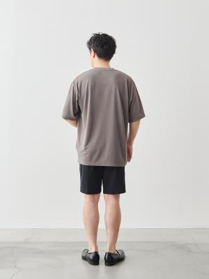モデル 171cm 70kg サイズ L