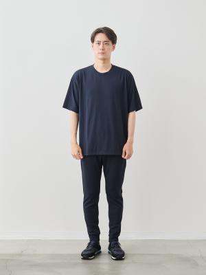 モデル 181cm 71kg サイズ LL