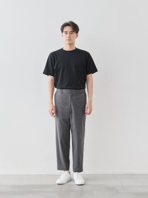 モデル 181cm 71kg ウエスト82cm サイズ L