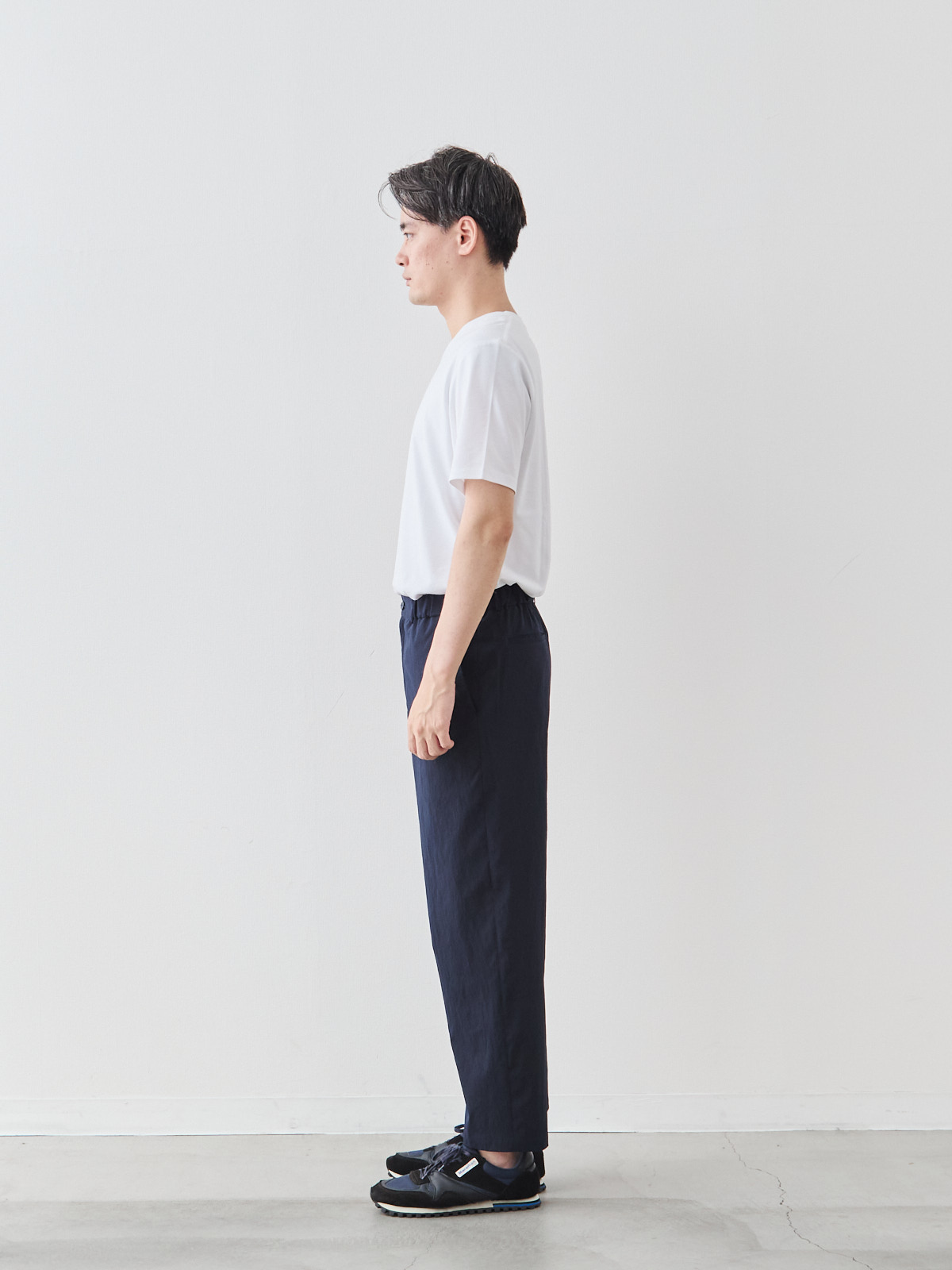 モデル 181cm 71kg ウエスト82cm サイズ L