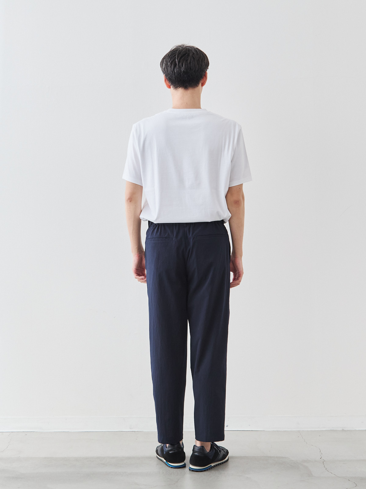 モデル 181cm 71kg ウエスト82cm サイズ L