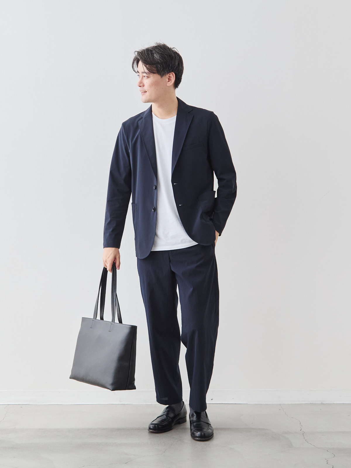 モデル 181cm 71kg ウエスト82cm サイズ L