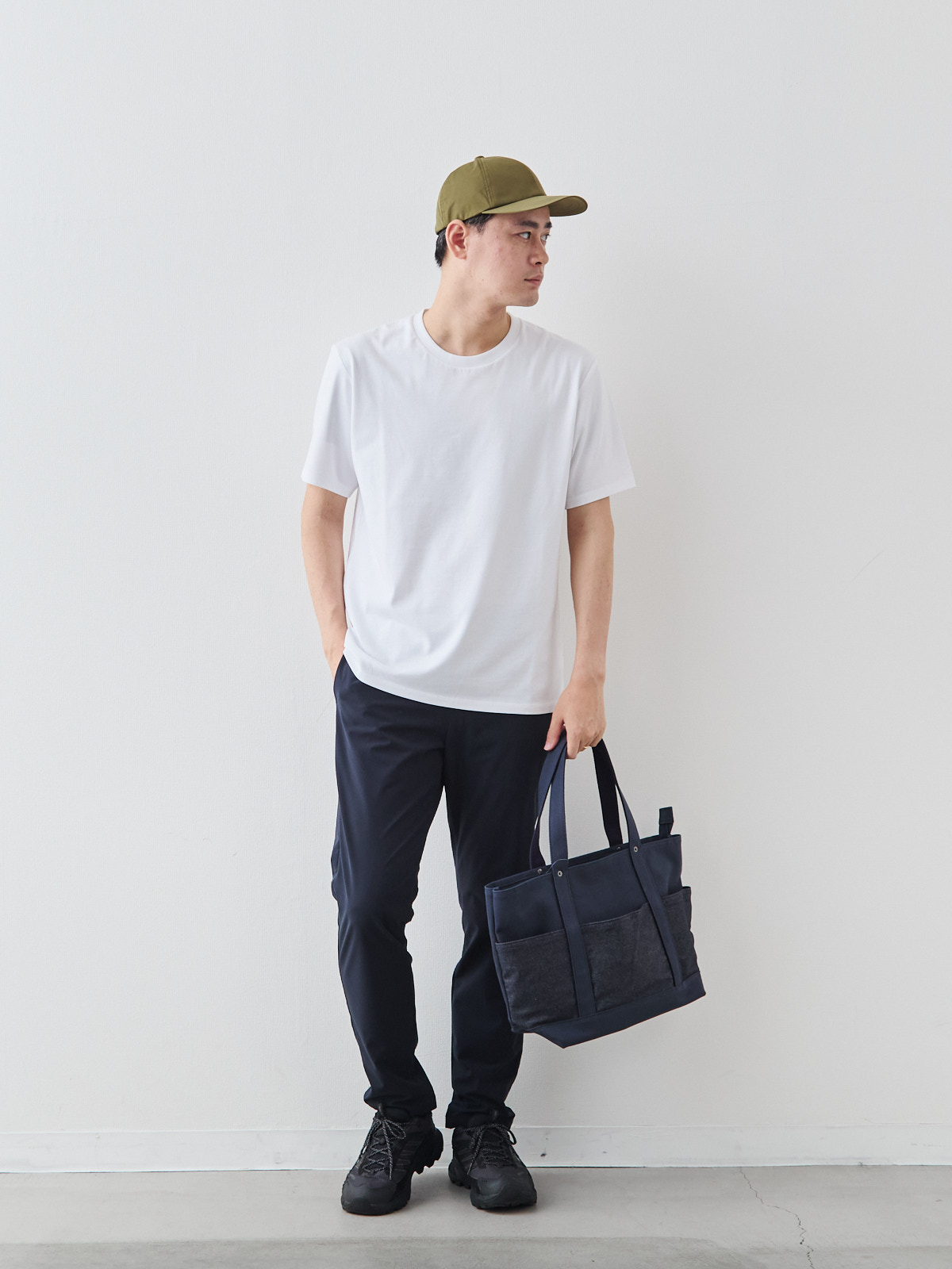 モデル 181cm 71kg ウエスト82cm