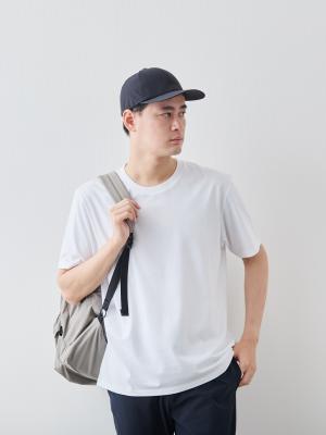 モデル 181cm 71kg ウエスト82cm