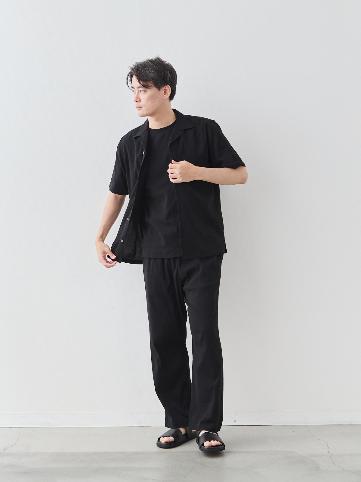 モデル 181cm 71kg ウエスト82cm サイズ L