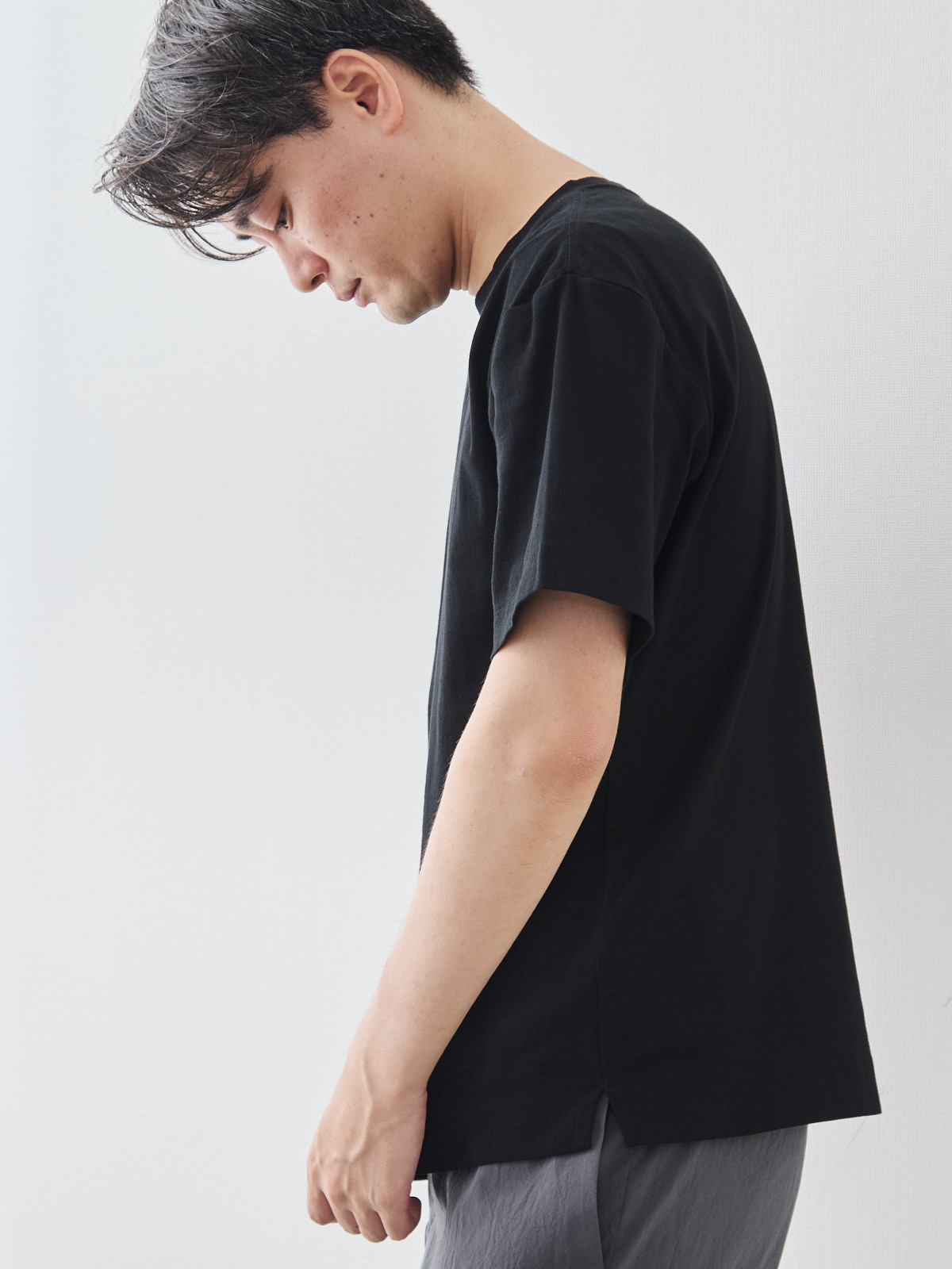 モデル 181cm 71kg ウエスト82cm サイズ L