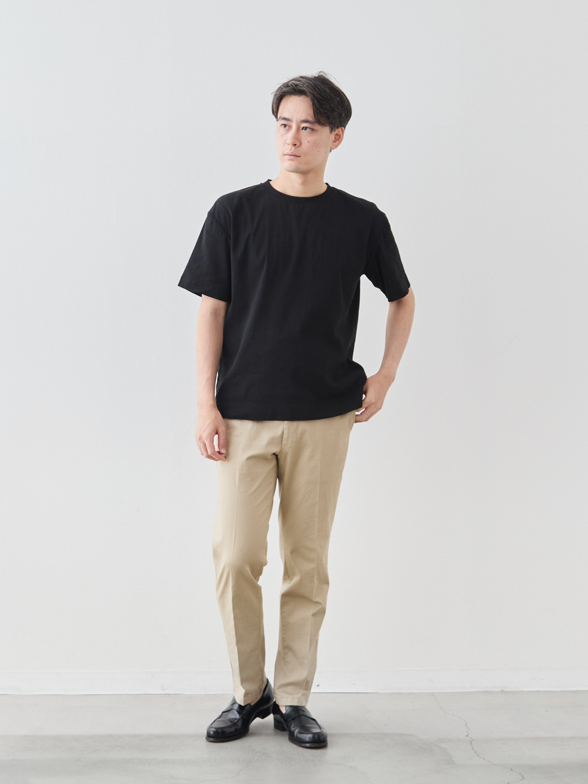 モデル 181cm 71kg ウエスト82cm サイズ L