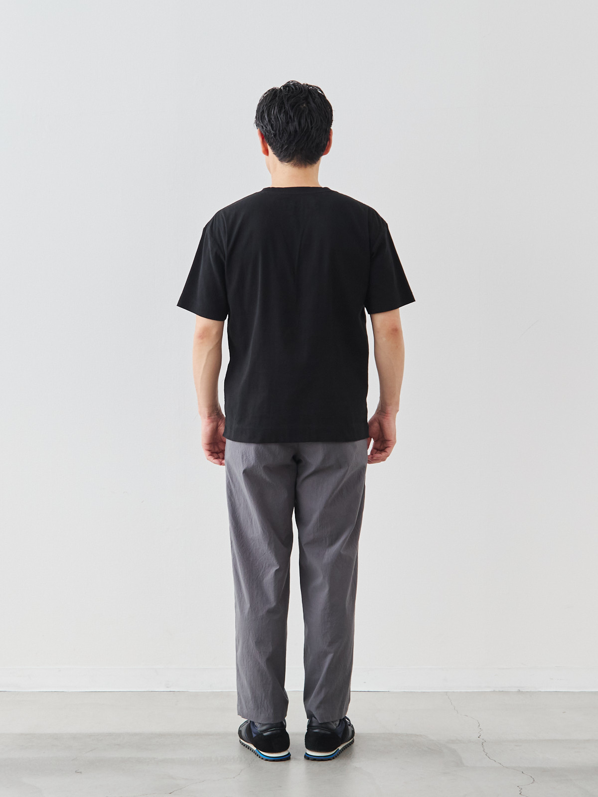 モデル 171cm 70kg ウエスト85cm サイズ M