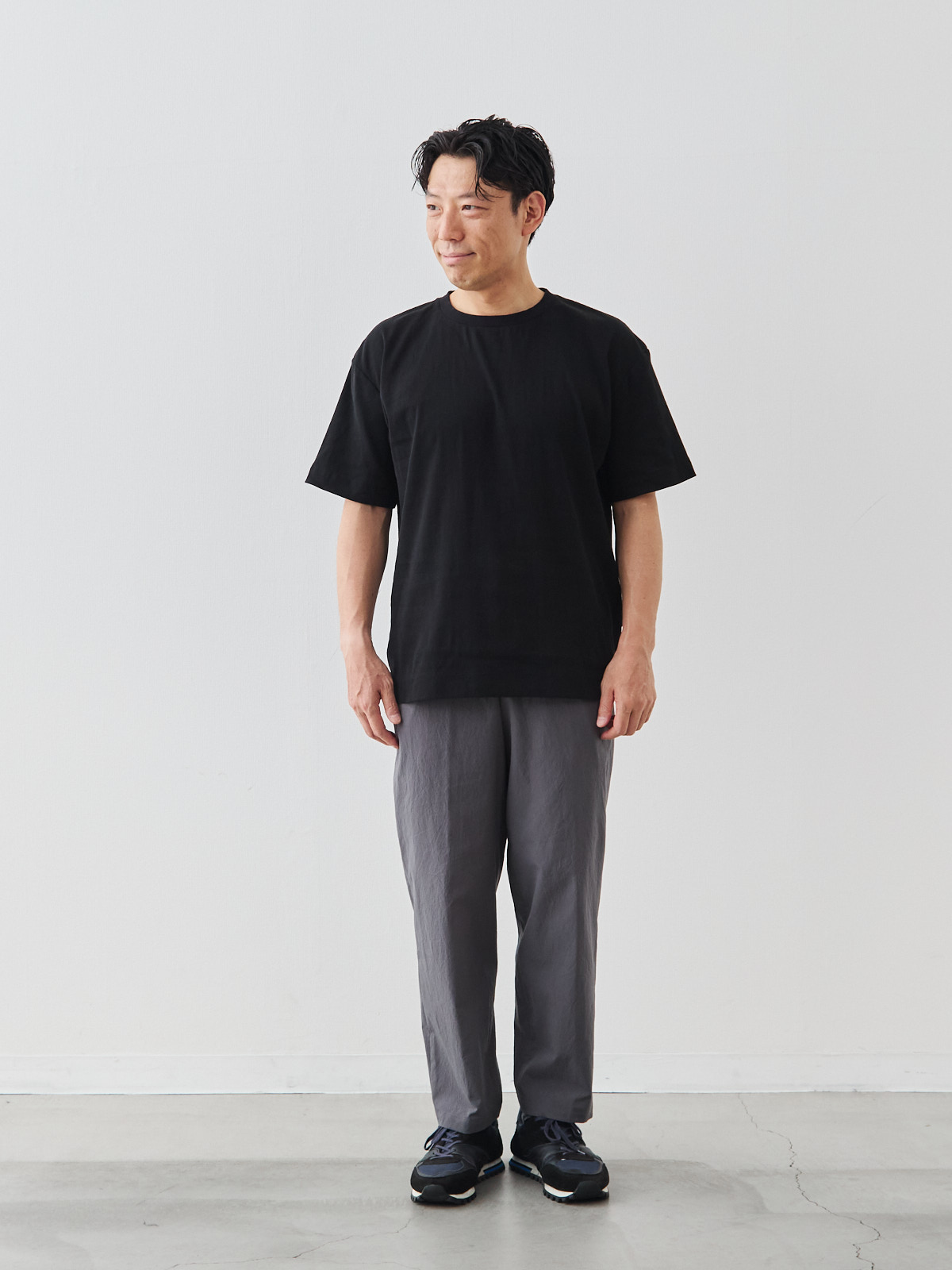 モデル 171cm 70kg ウエスト85cm サイズ L