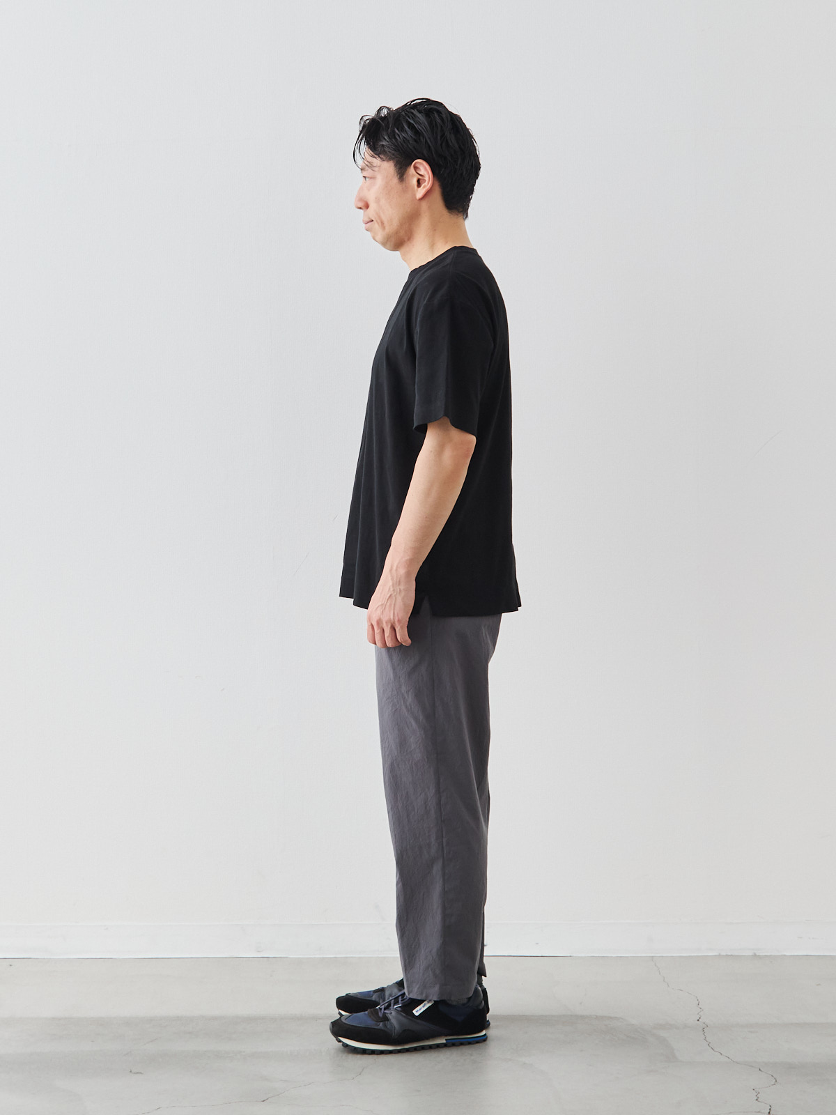 モデル 171cm 70kg ウエスト85cm サイズ L