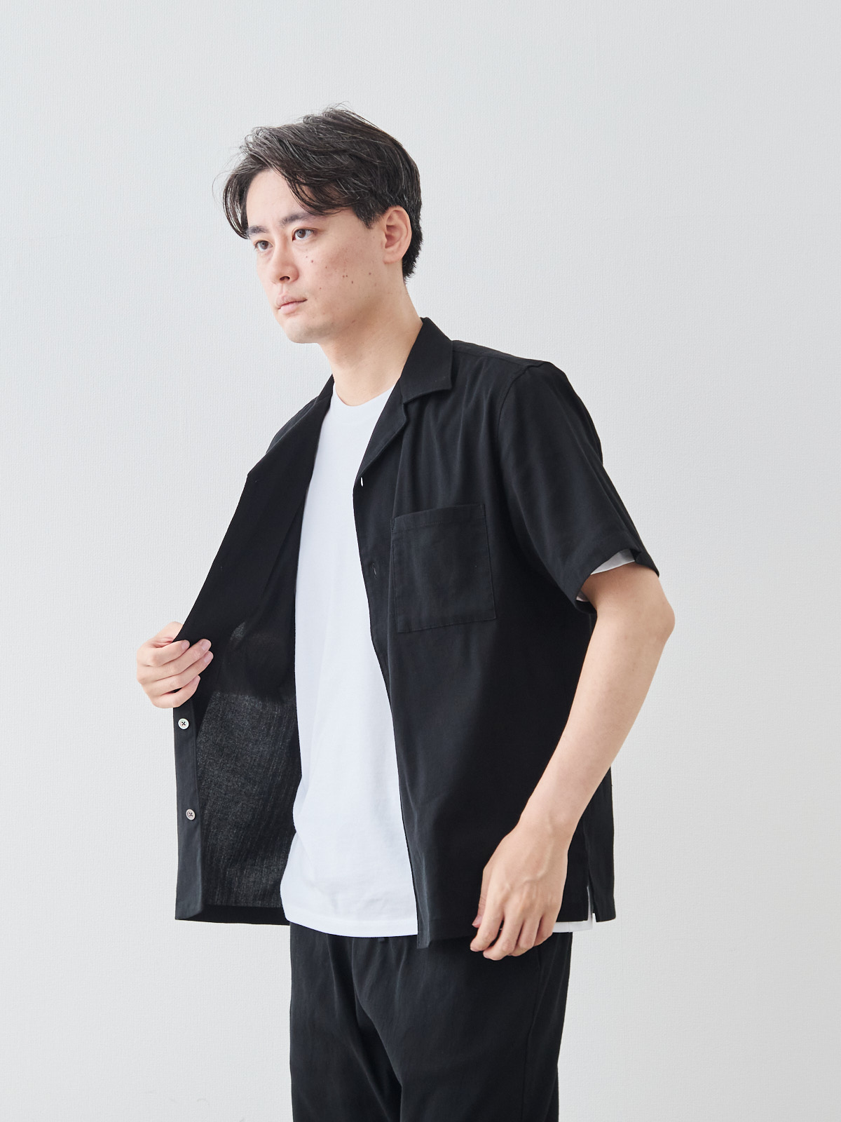 モデル 181cm 71kg ウエスト82cm サイズ L
