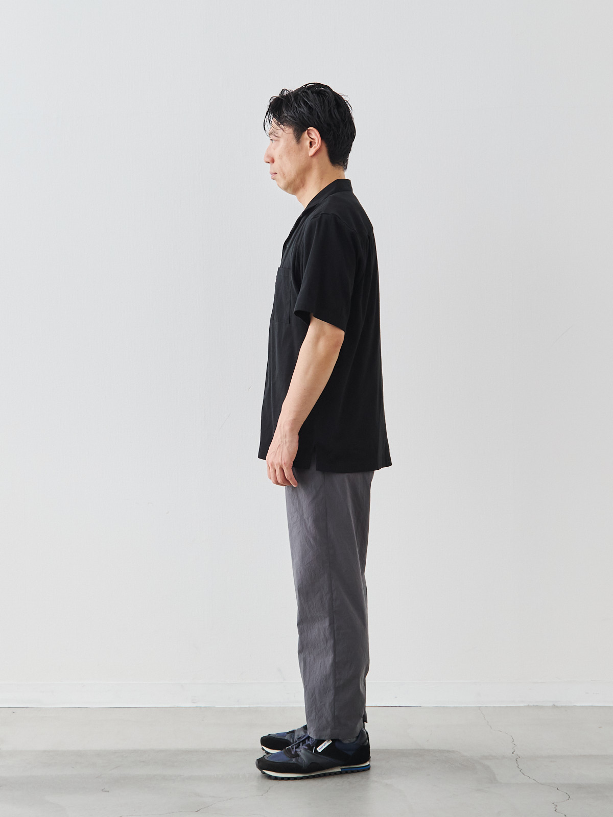 モデル 171cm 70kg ウエスト85cm サイズ L