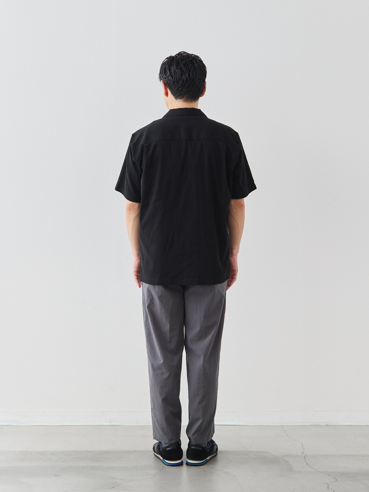 モデル 171cm 70kg ウエスト85cm サイズ L