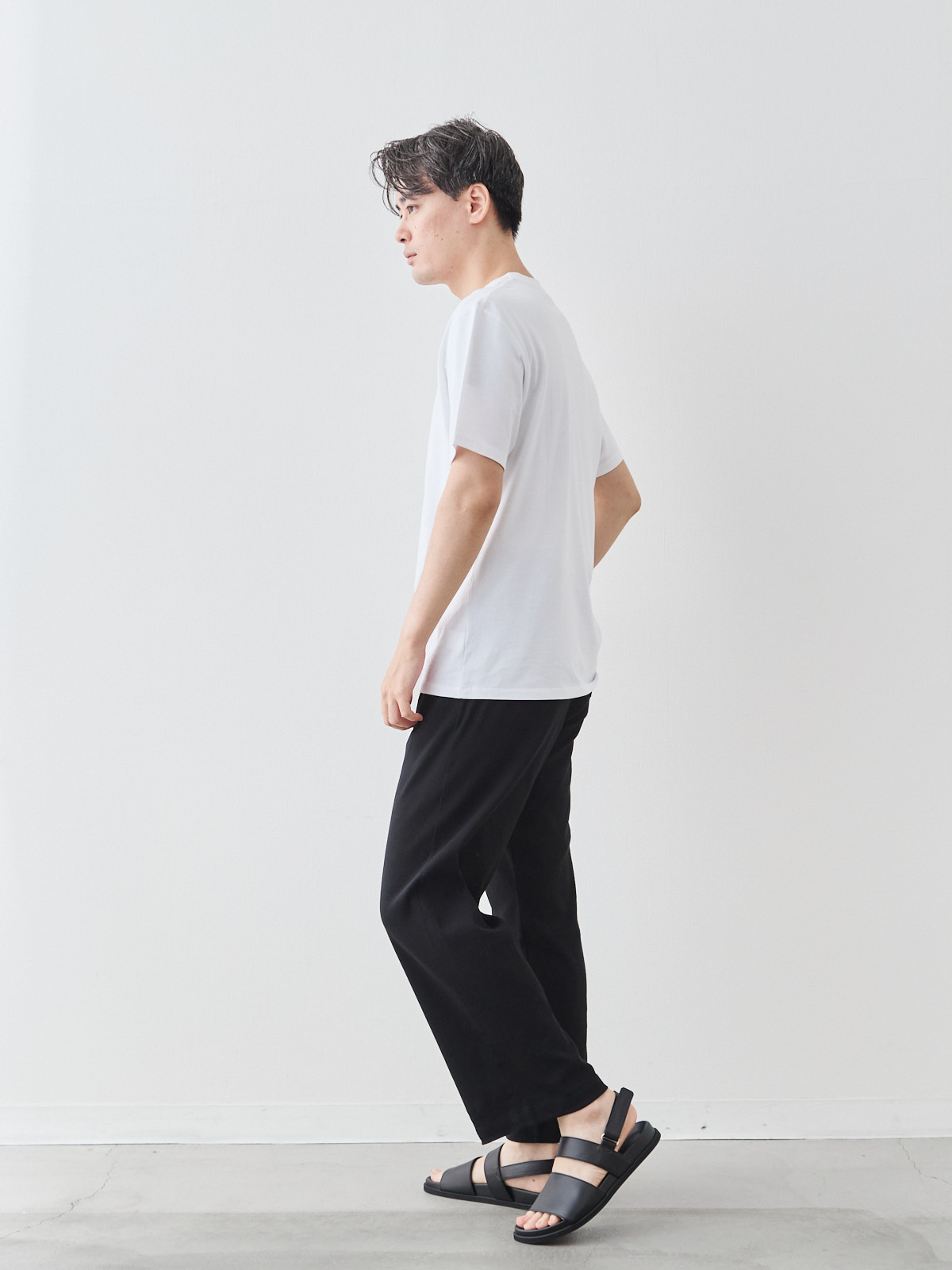 モデル 181cm 71kg ウエスト82cm サイズ L