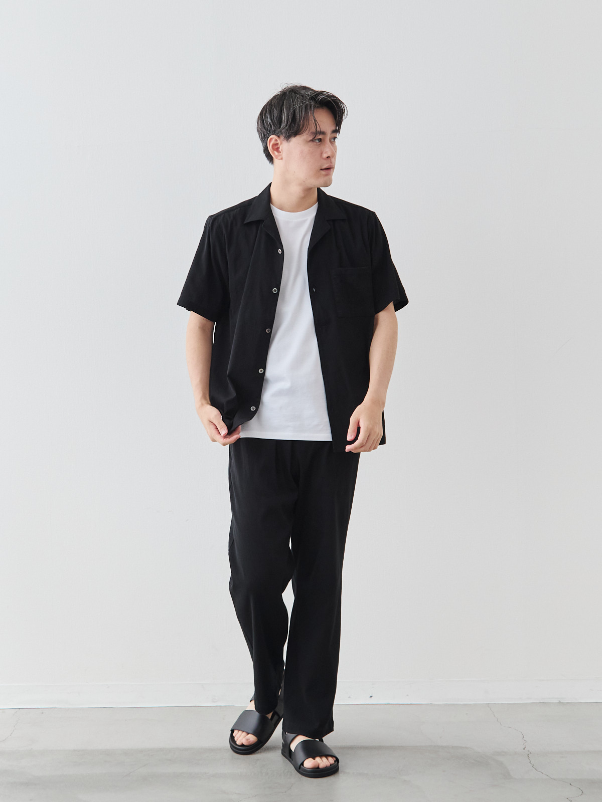 モデル 181cm 71kg ウエスト82cm サイズ L