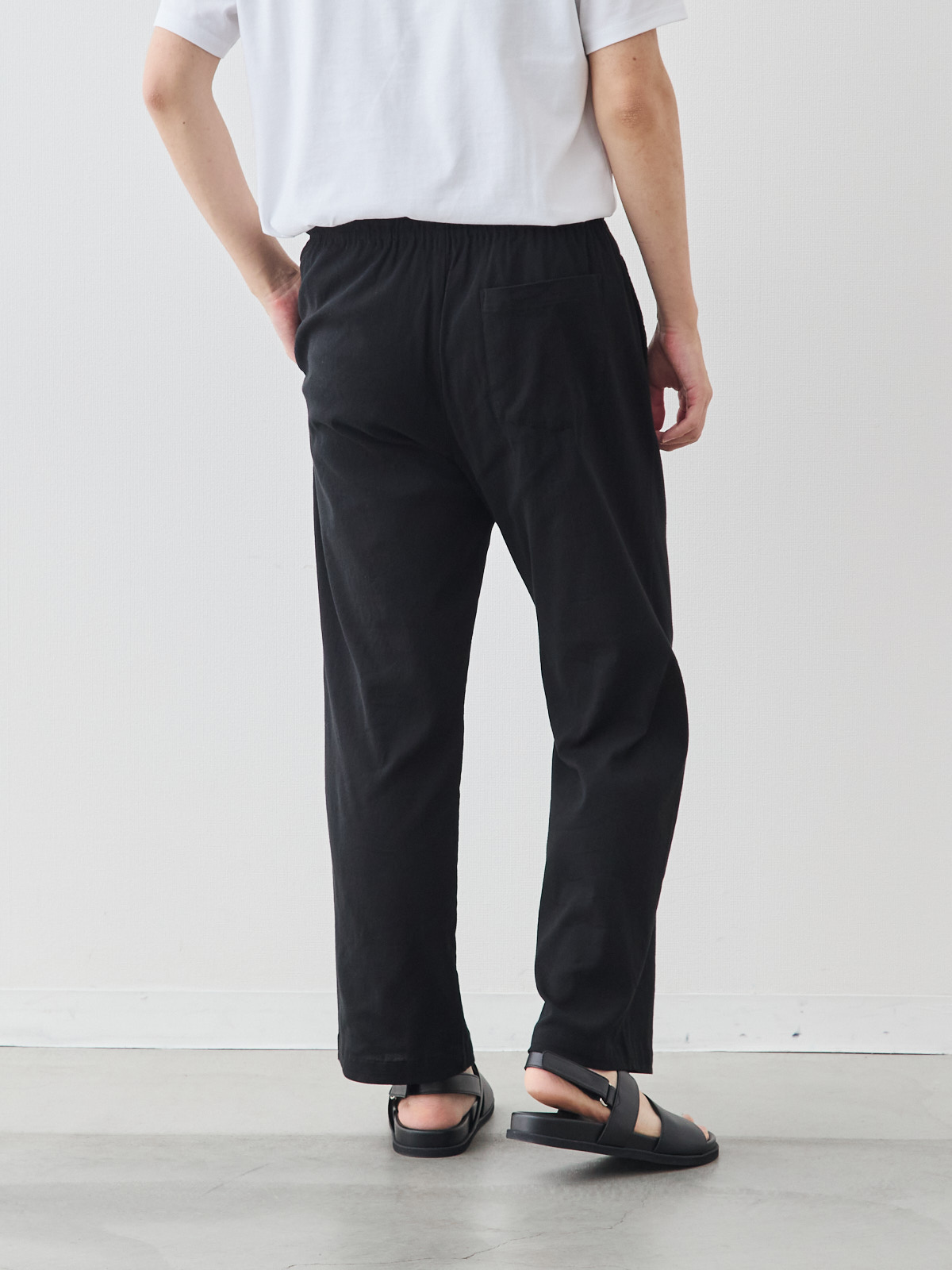 モデル 181cm 71kg ウエスト82cm サイズ L