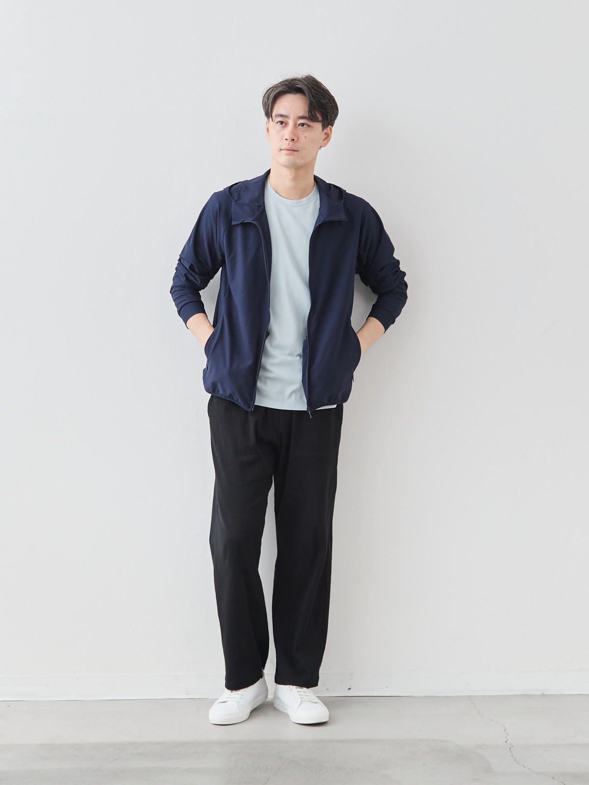 モデル 181cm 71kg ウエスト82cm サイズ L
