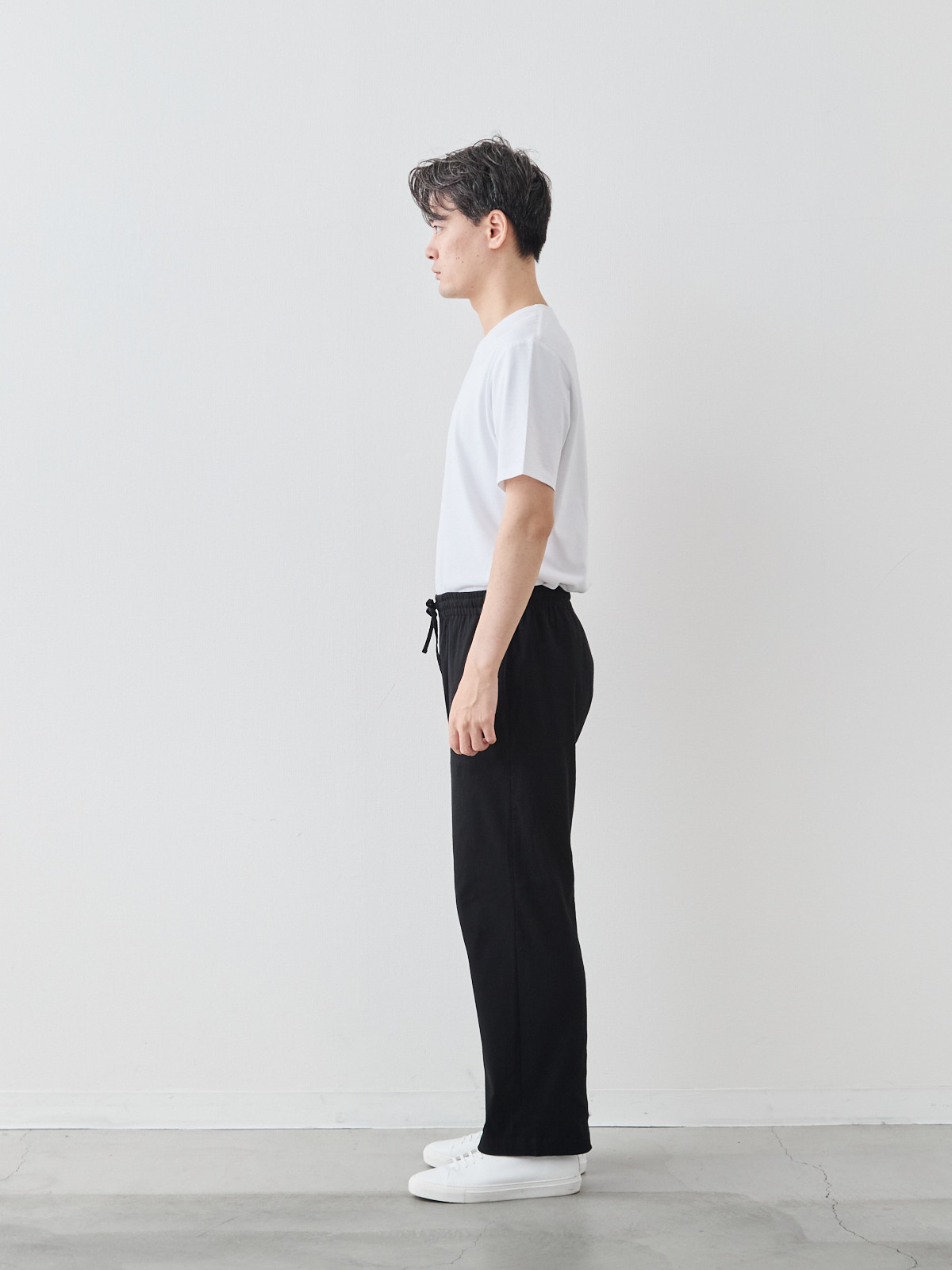 モデル 181cm 71kg ウエスト82cm サイズ L