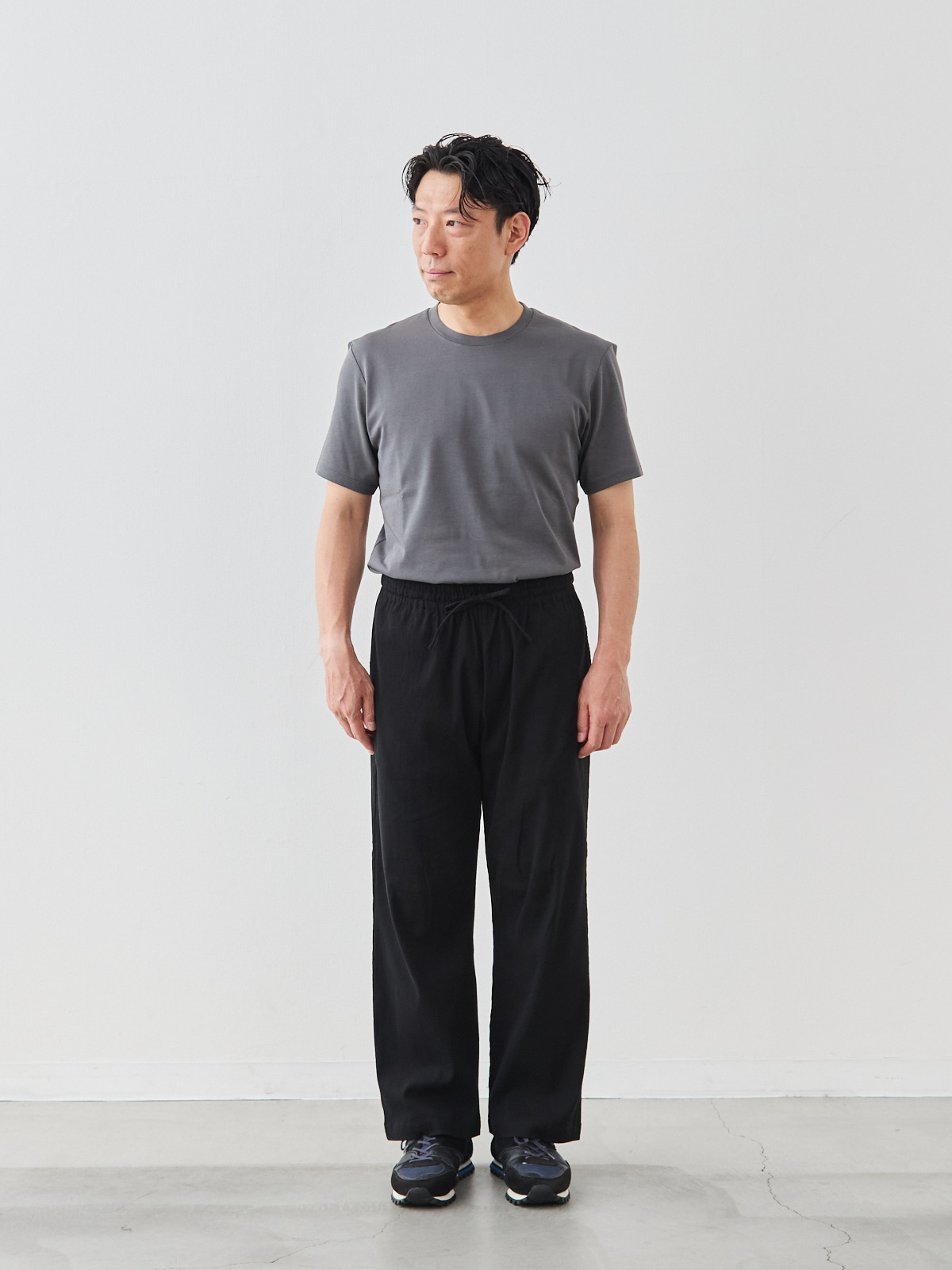 モデル 171cm 70kg ウエスト85cm サイズ M