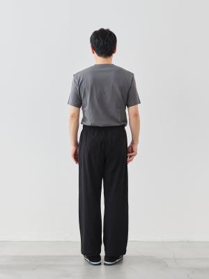 モデル 171cm 70kg ウエスト85cm サイズ M