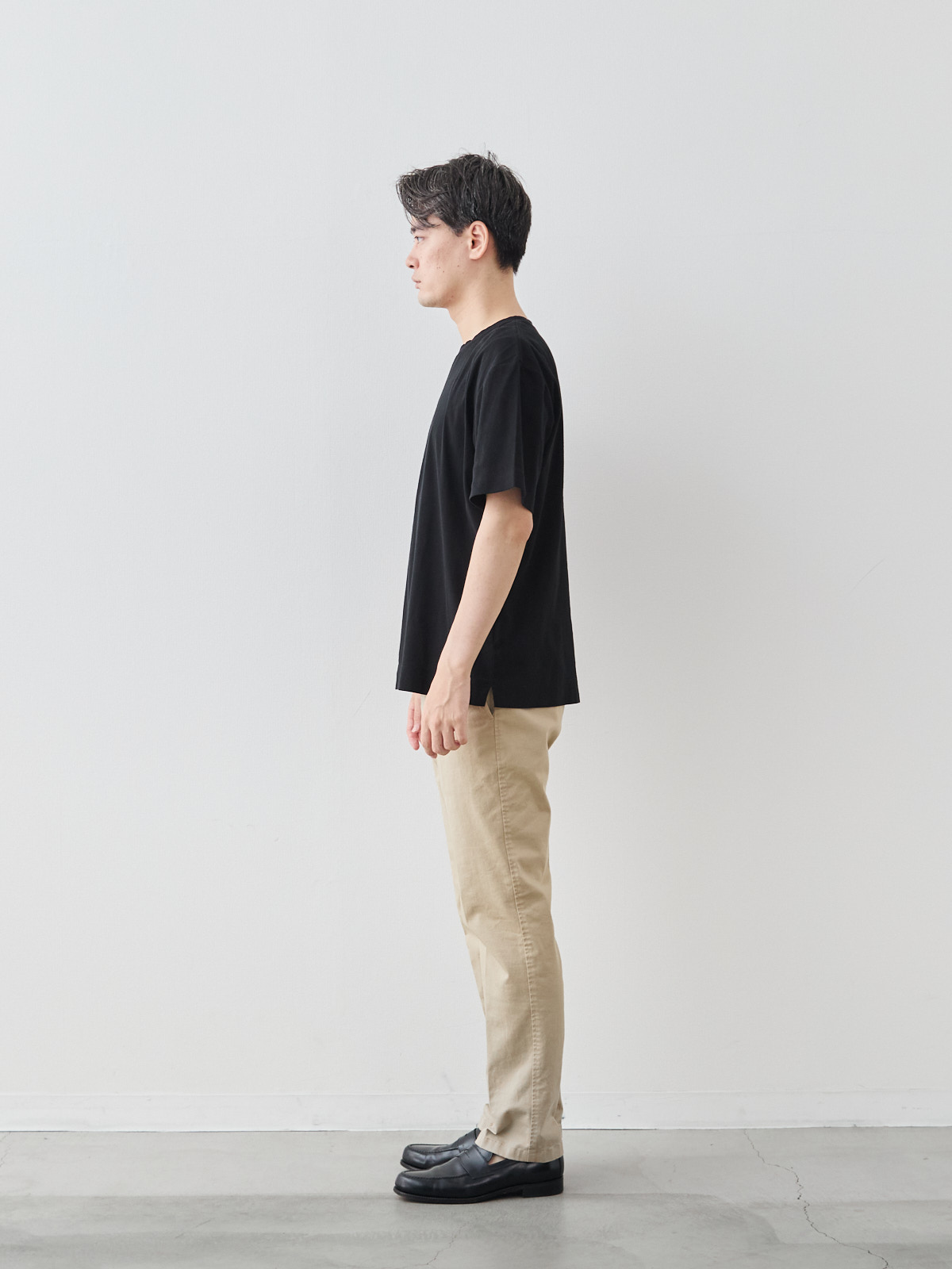 モデル 181cm 71kg ウエスト82cm サイズ LL