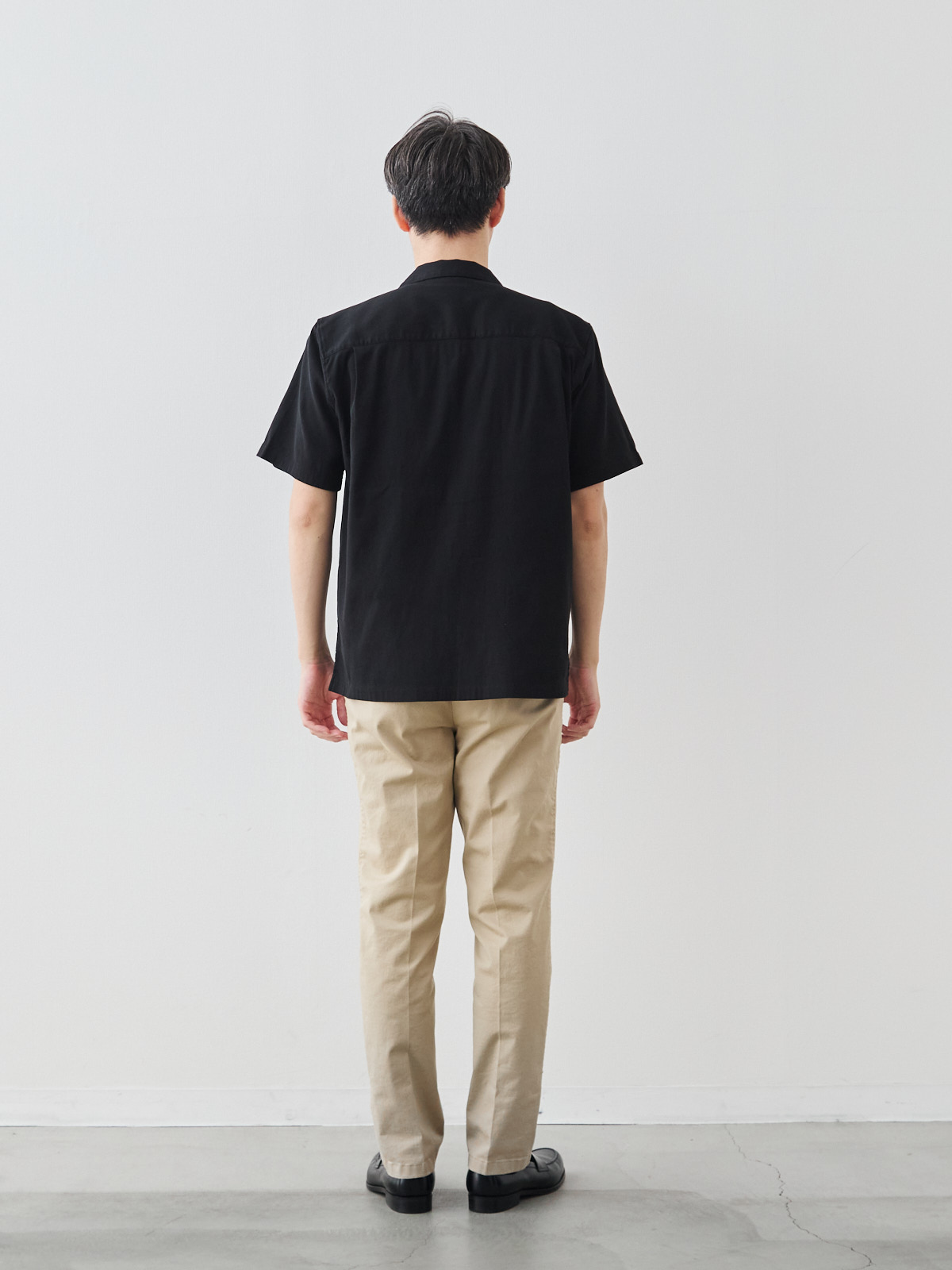 モデル 181cm 71kg ウエスト82cm サイズ L