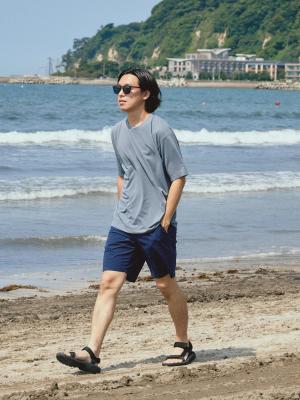 モデル 173cm 64kg サイズ M ※別カラー(ミッドナイトブルー)着用