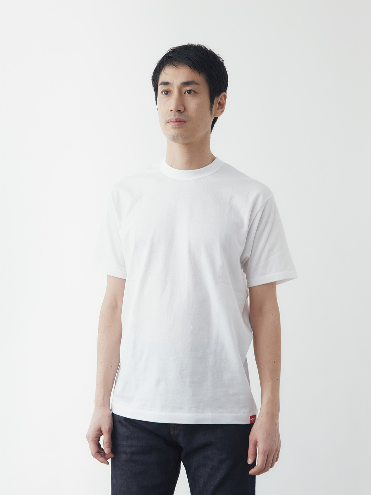 モデル 180cm 65kg サイズ L