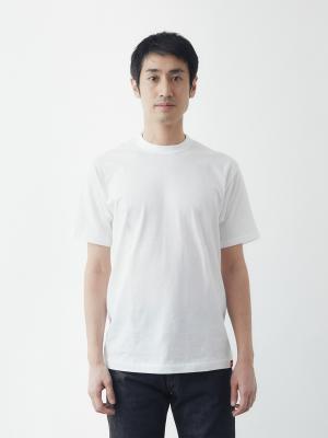 モデル 180cm 65kg サイズ L