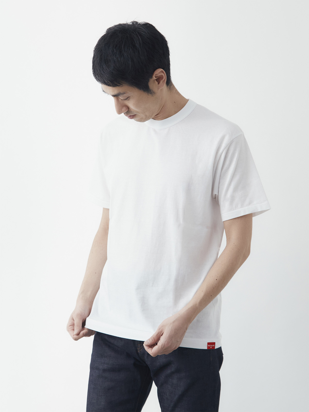 モデル 180cm 65kg サイズ L