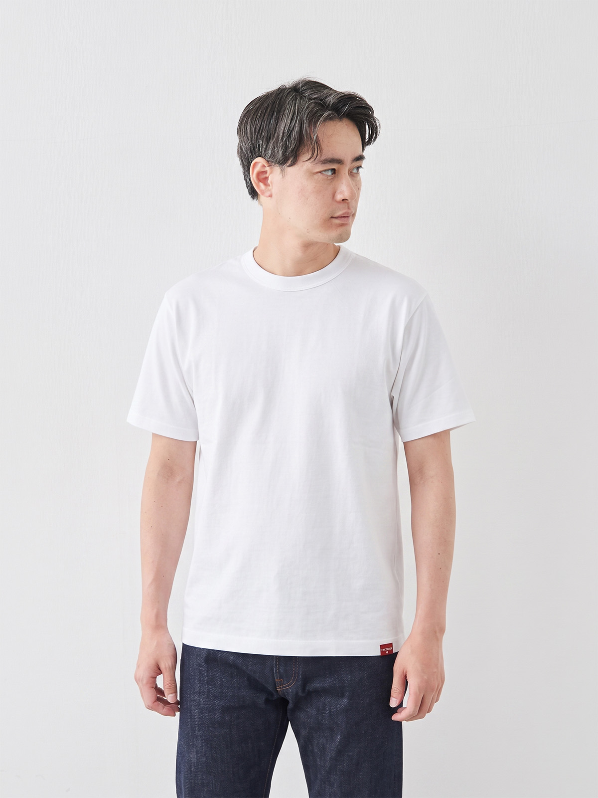 モデル 181cm 71kg ウエスト82cm サイズ L