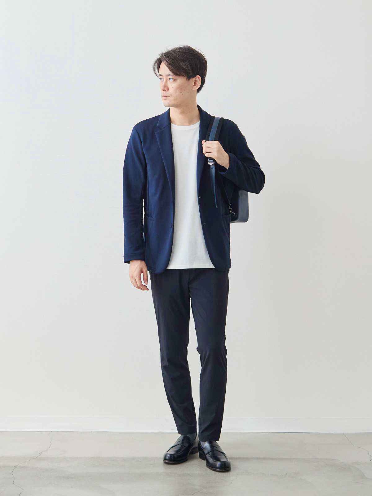 モデル 181cm 71kg サイズ L