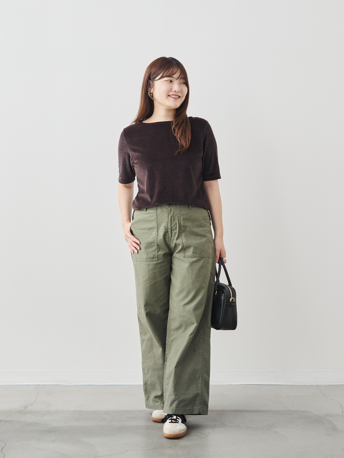 コットンベロア5分袖Tシャツ/ブラウン モデル 164cm サイズ 40