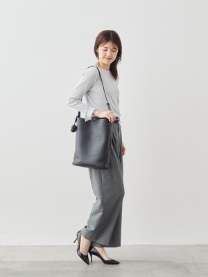 Factelier ショルダーバッグ オリーブレザー2WAYショルダーバッグ/ライトブルー×ネイビー