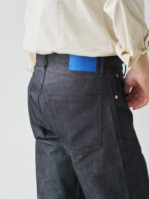 モデル 181cm 71kg ウエスト82cm サイズ L