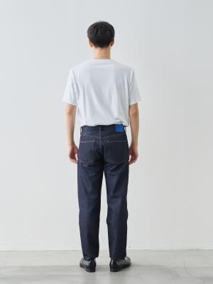 モデル 181cm 71kg ウエスト82cm サイズ L