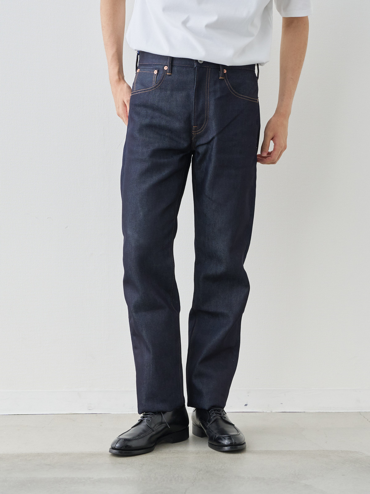 モデル 181cm 71kg ウエスト82cm サイズ L