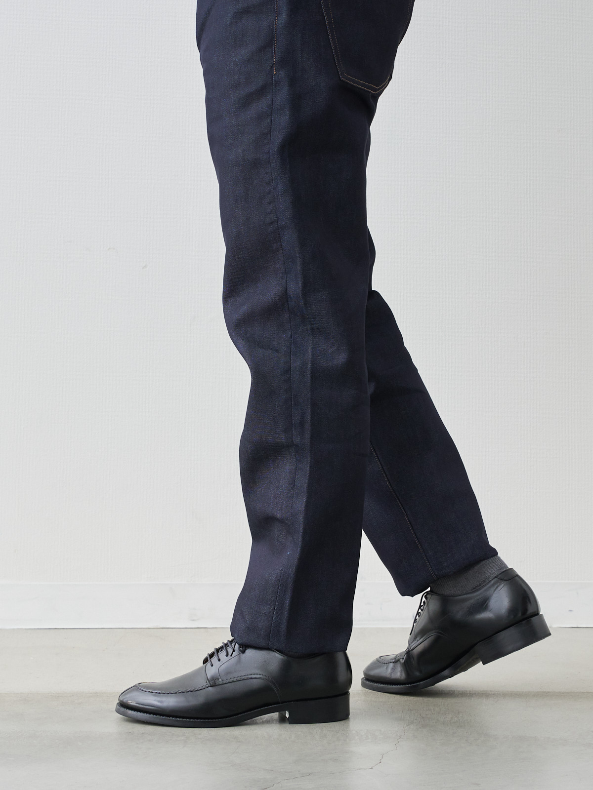モデル 181cm 71kg ウエスト82cm サイズ L