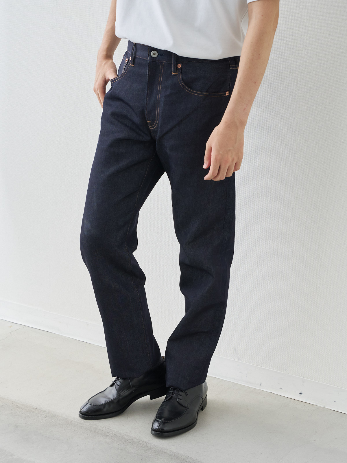 モデル 181cm 71kg ウエスト82cm サイズ L